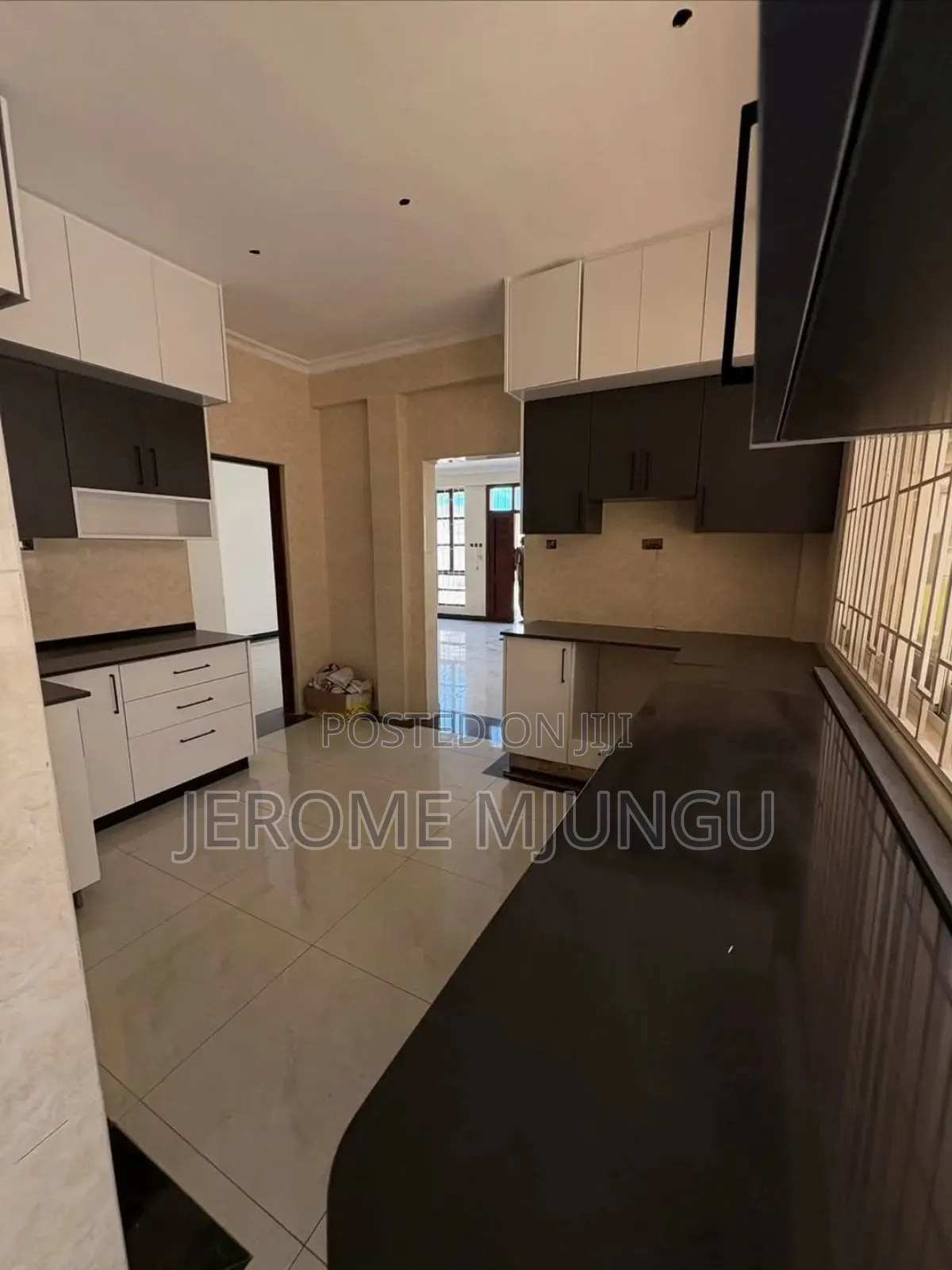 16bdrm House in Msasani for rent