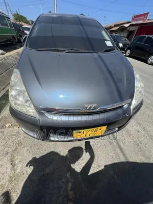 Toyota Wish 2005 Gray