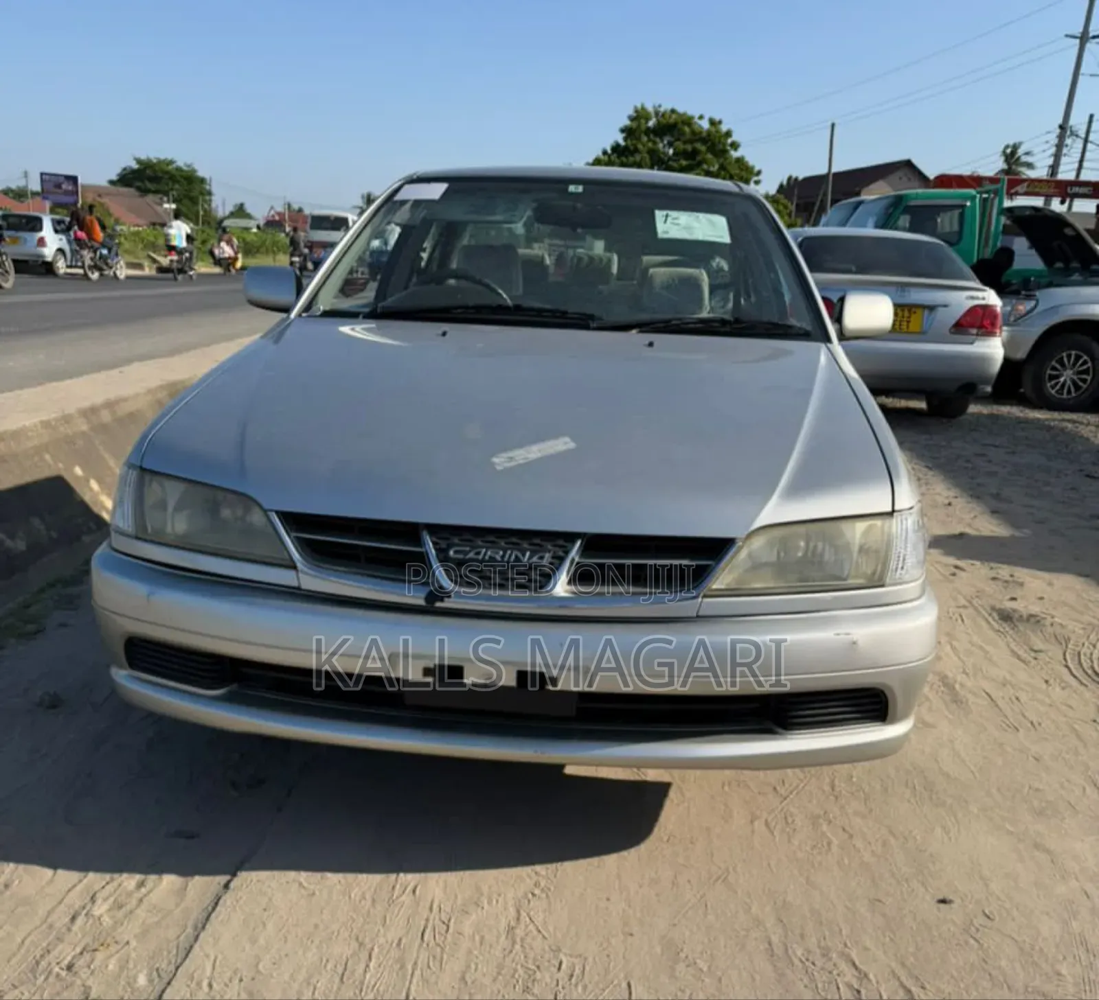 Toyota Carina 2000 Silver