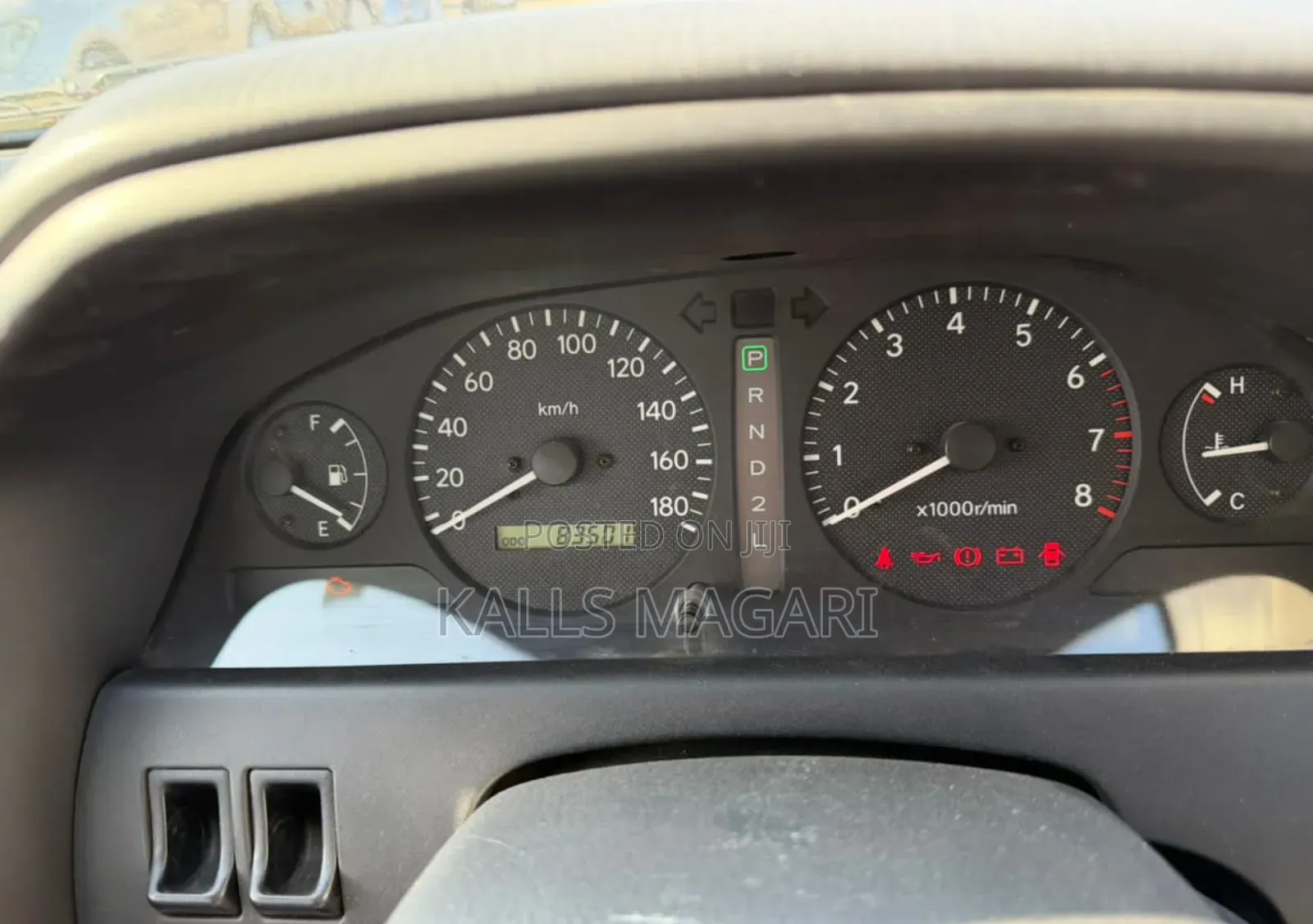 Toyota Carina 2000 Silver