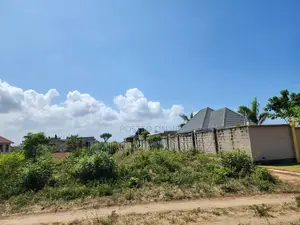 Nauza Kiwanja Kizuri Sana Kinapatikana Bweni Square Meter 15400