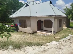 3bdrm House in Mbezi Malamba, Kinondoni for sale