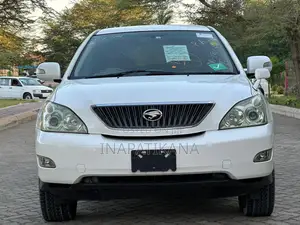 Toyota Harrier 2004 Pearl