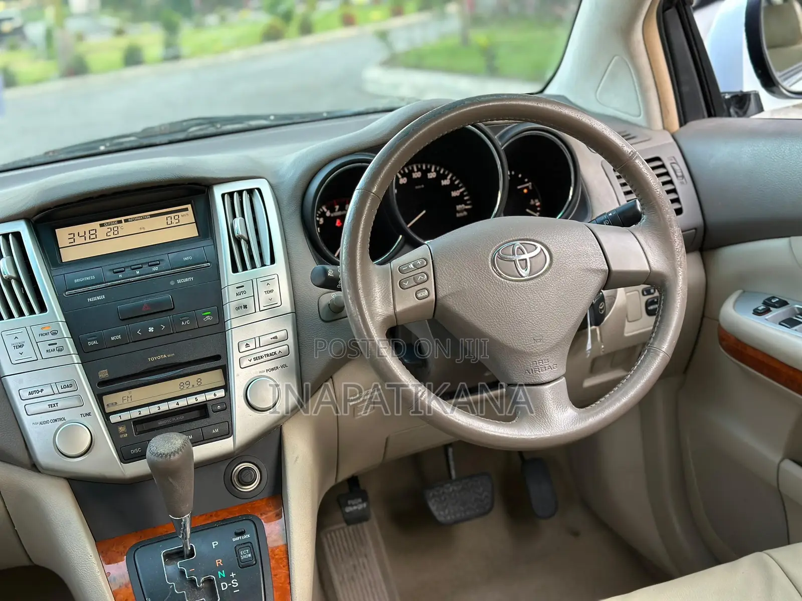 Toyota Harrier 2004 Pearl