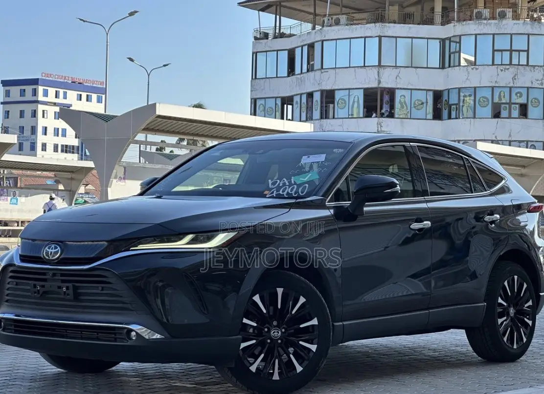Toyota Harrier 2021 Black
