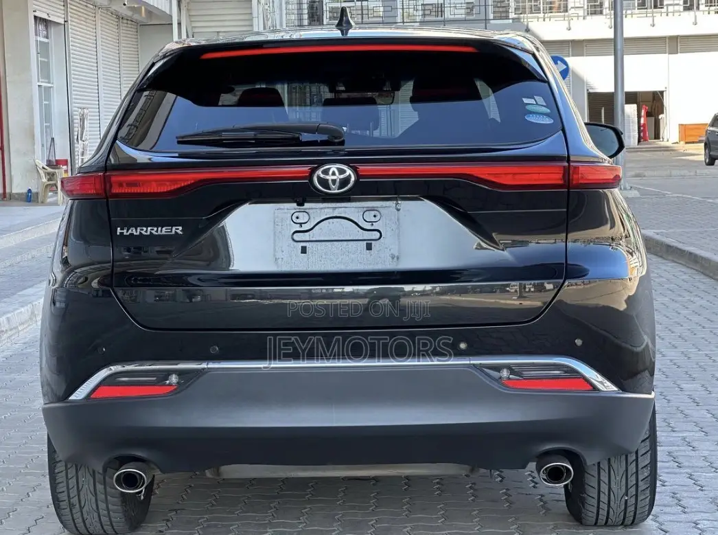 Toyota Harrier 2021 Black