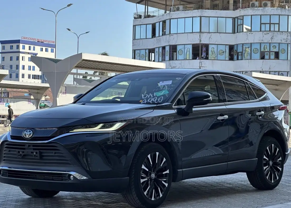 Toyota Harrier 2021 Black
