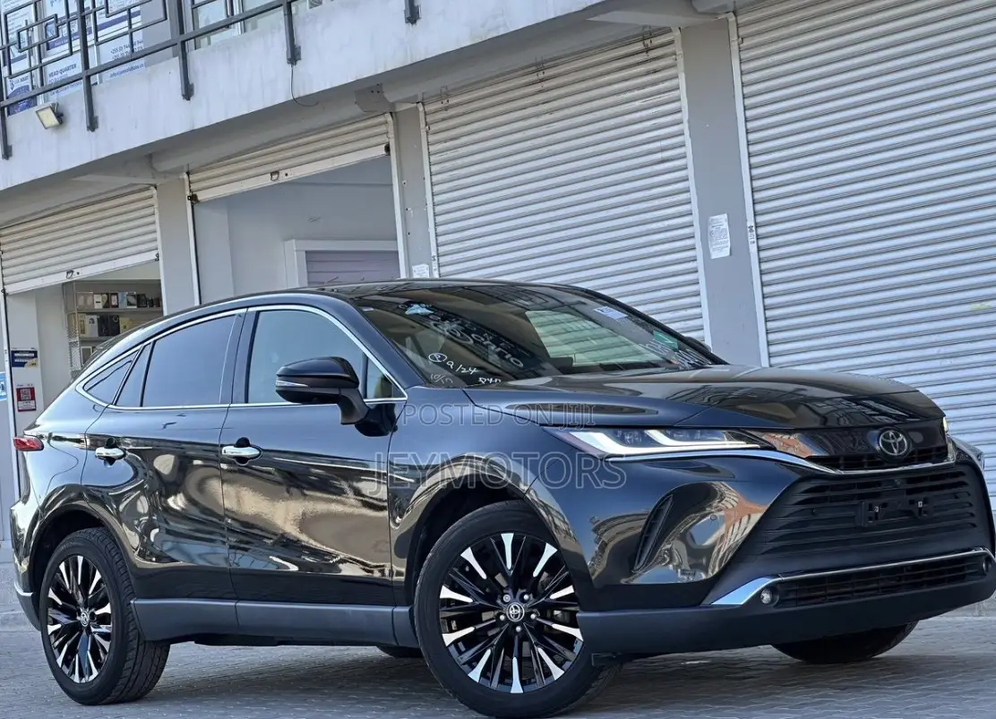 Toyota Harrier 2021 Black