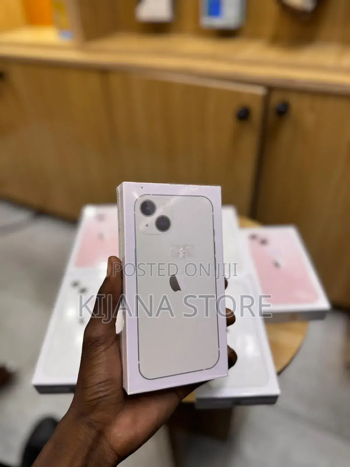 New Apple iPhone 13 128 GB White