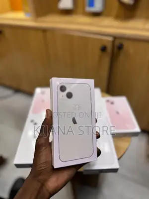 New Apple iPhone 13 128 GB White
