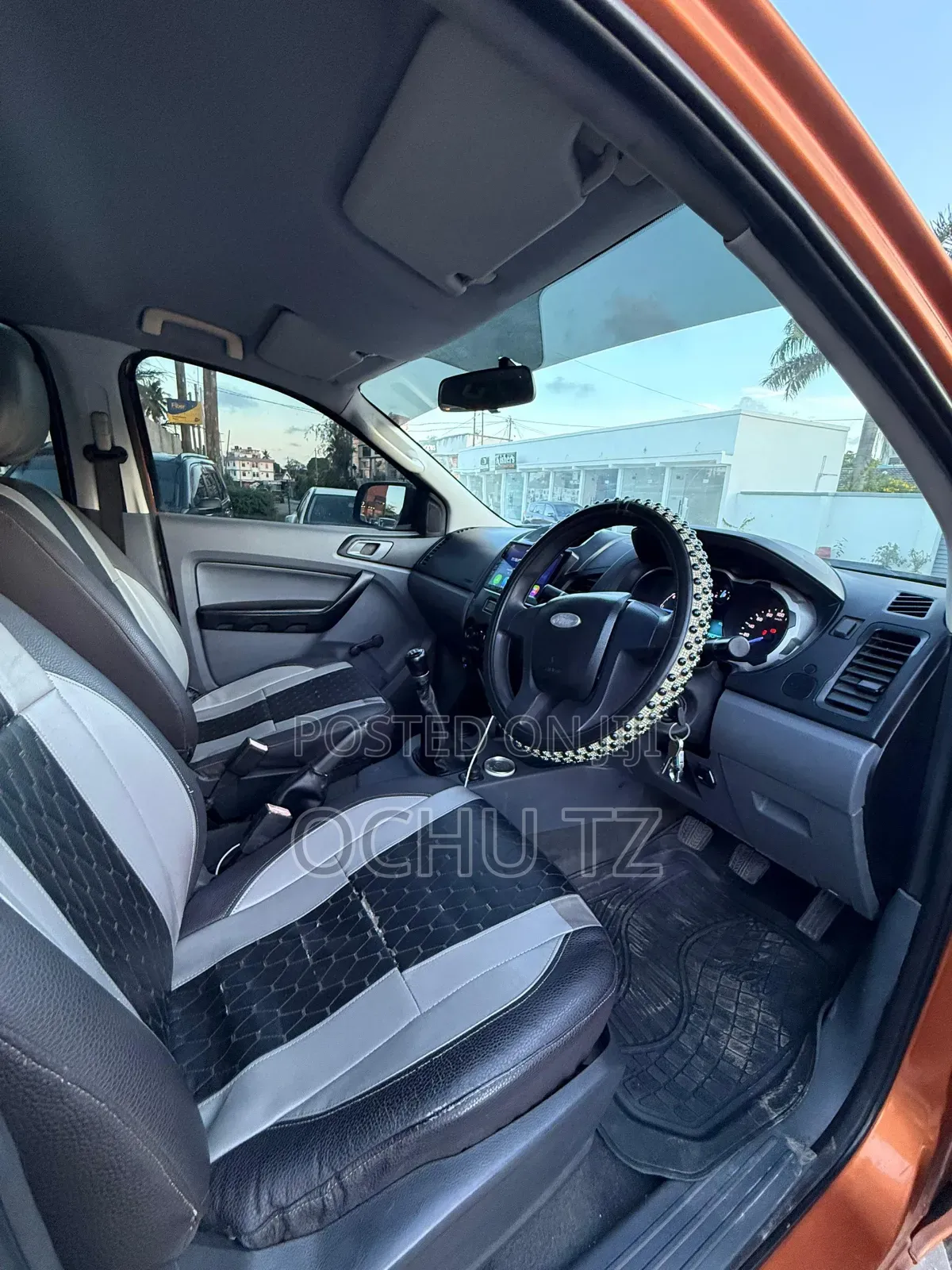 Ford Ranger 2015 Orange