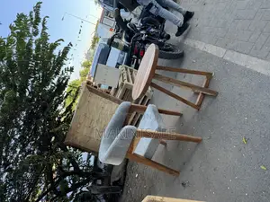 Meza Nzur Sana