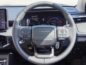 New Toyota Hilux 2025 Black