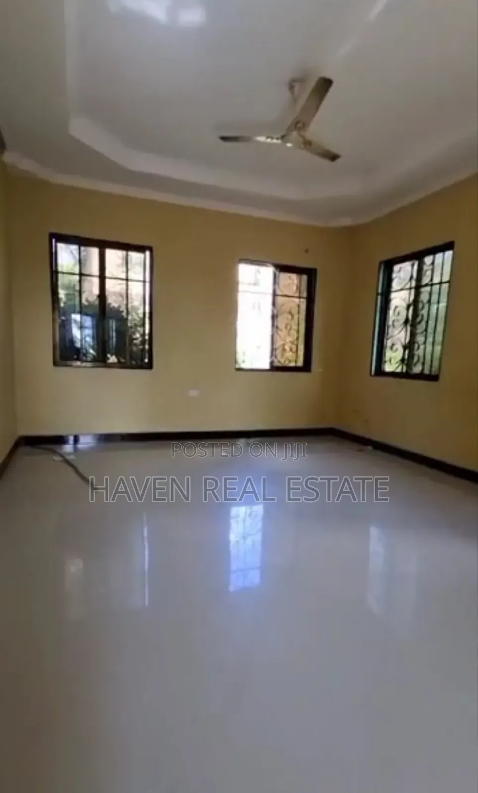 4bdrm House in Goba for sale