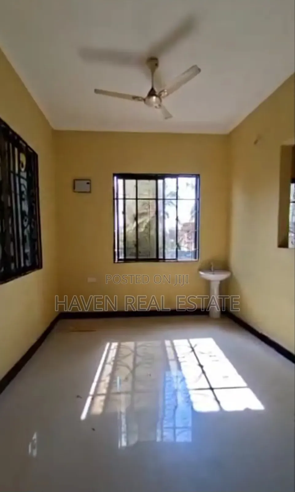 4bdrm House in Goba for sale