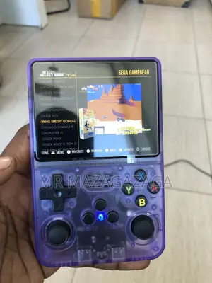 R36s Retro Handheld Game Console - 3.5 Inch