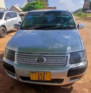 Toyota Succeed 2004 Silver