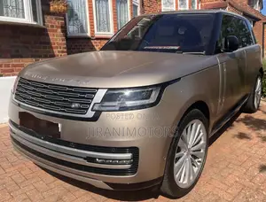 Land Rover Range Rover Vogue 2024 Gold