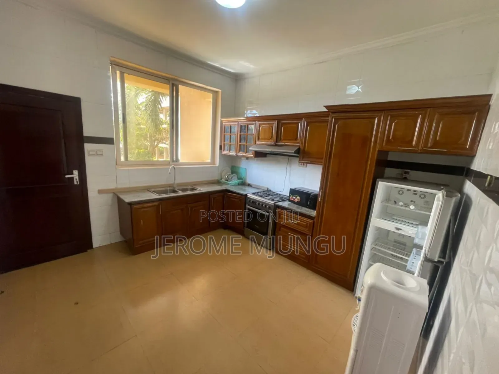 Furnished 3bdrm Apartment in Mikocheni for rent