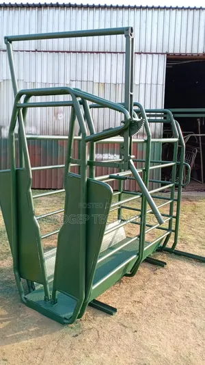 Cattle Neck Clamp