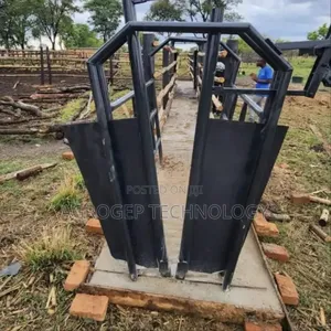Cattle Neck Clamp