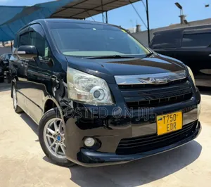 Toyota Noah 2009 Black