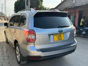 Subaru Forester 2014 Silver