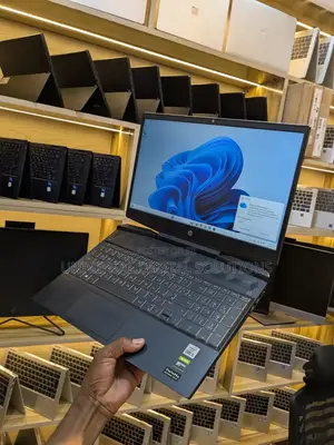 New Laptop HP Pavilion 15 16GB Intel Core I5 SSD 1T