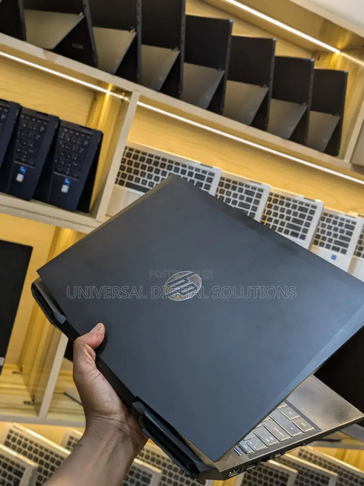 New Laptop HP Pavilion 15 16GB Intel Core I5 SSD 1T