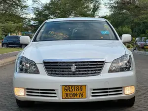 Toyota Crown Royale 2005 Pearl