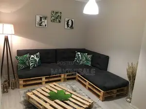 Sofa Ya Pallet Nzuri San Simple