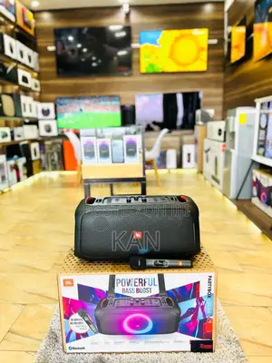 JBL Partybox on the Go
