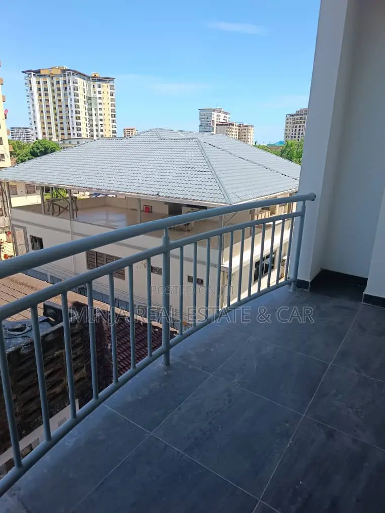 3bdrm Apartment in Upanga West for sale