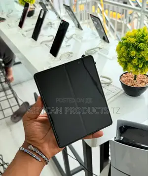 New Samsung Galaxy Z Fold3 5G 256 GB Black