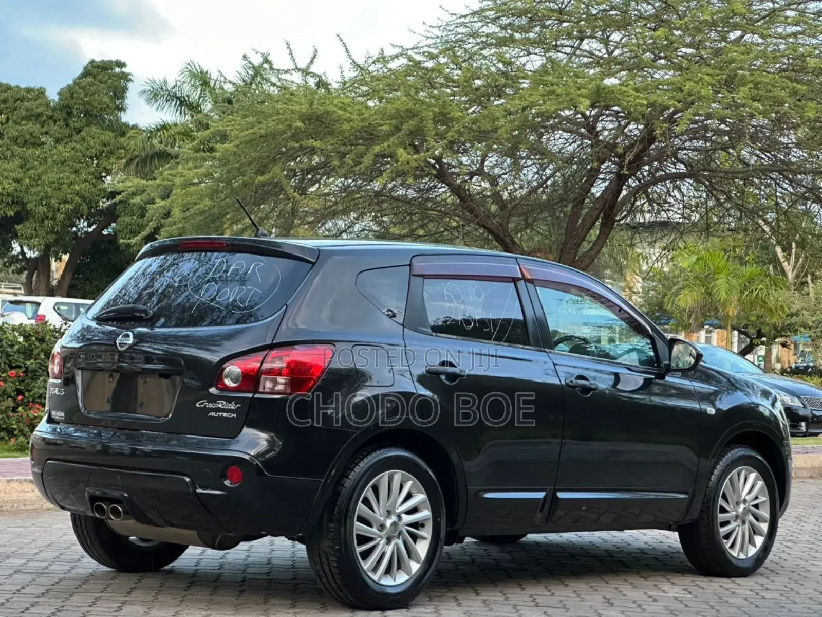 Nissan Dualis 2010 Black