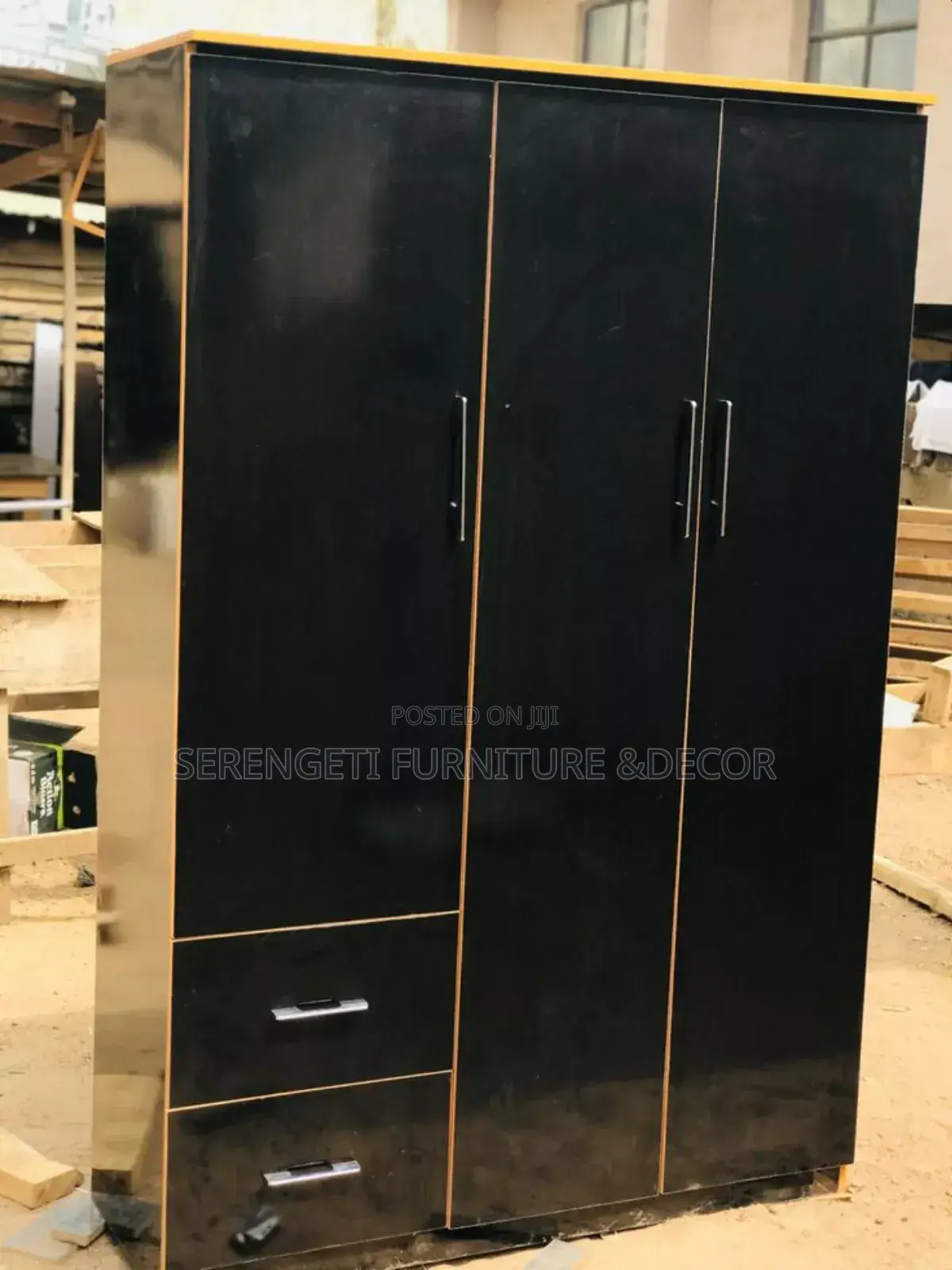 New Design Three Doors Wardrobe