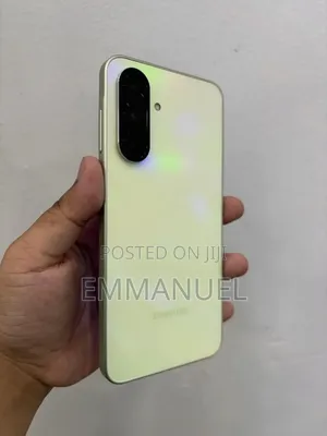 New Samsung Galaxy A36 128 GB Yellow