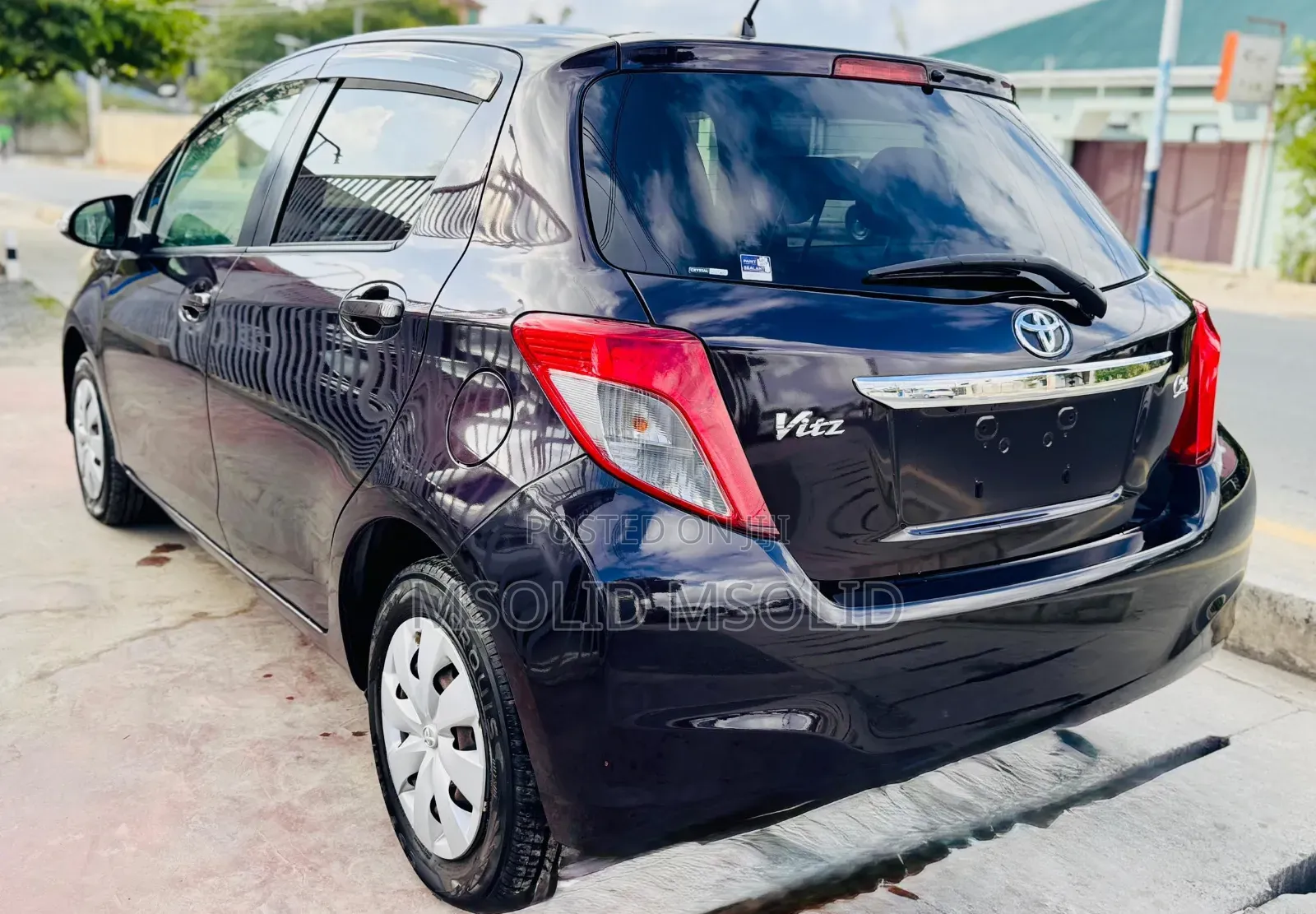 Toyota Vitz 2014 Purple