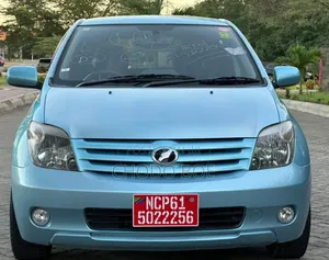 Toyota IST 2006 Blue
