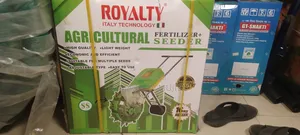 Royalty Agriculture Fertilizer and Seeder