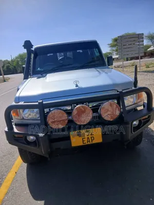 Toyota Land Cruiser 2016 Beige