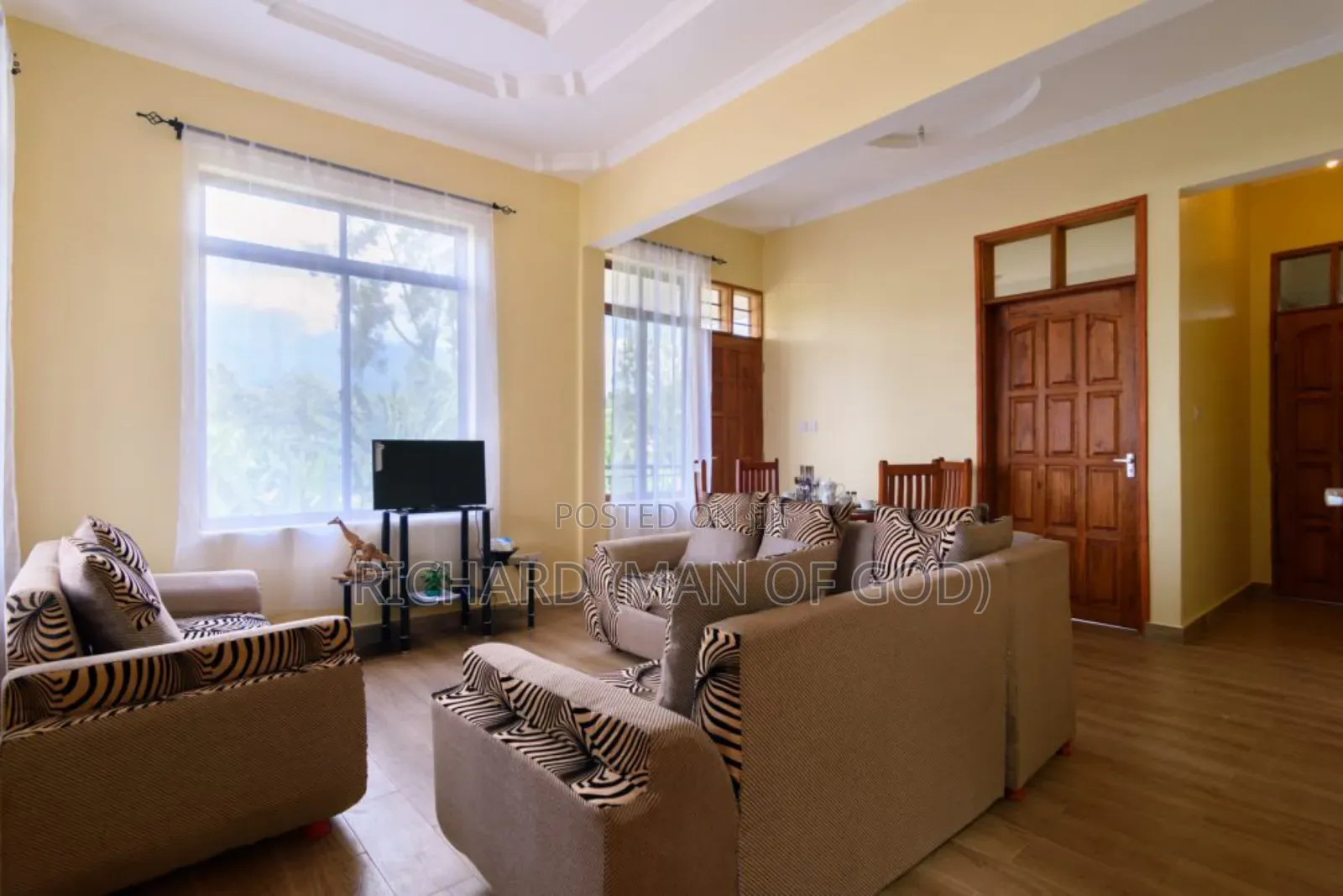 Furnished 6bdrm Apartment in Tengeru for rent