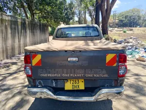 Toyota Hilux 2006 Green