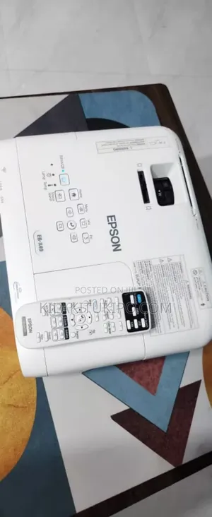 Epson 3lcd Eb-X49 Projector Used in Clean Condition