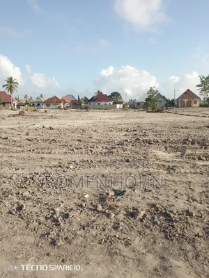 Kiwanja Kinauzwa Milioni 4.7 Gongolamboto Majohe Rada.
