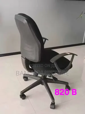 Black Fabric Swivel Base Chair | Model 820 B