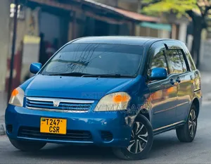 Toyota Raum 2007 Blue