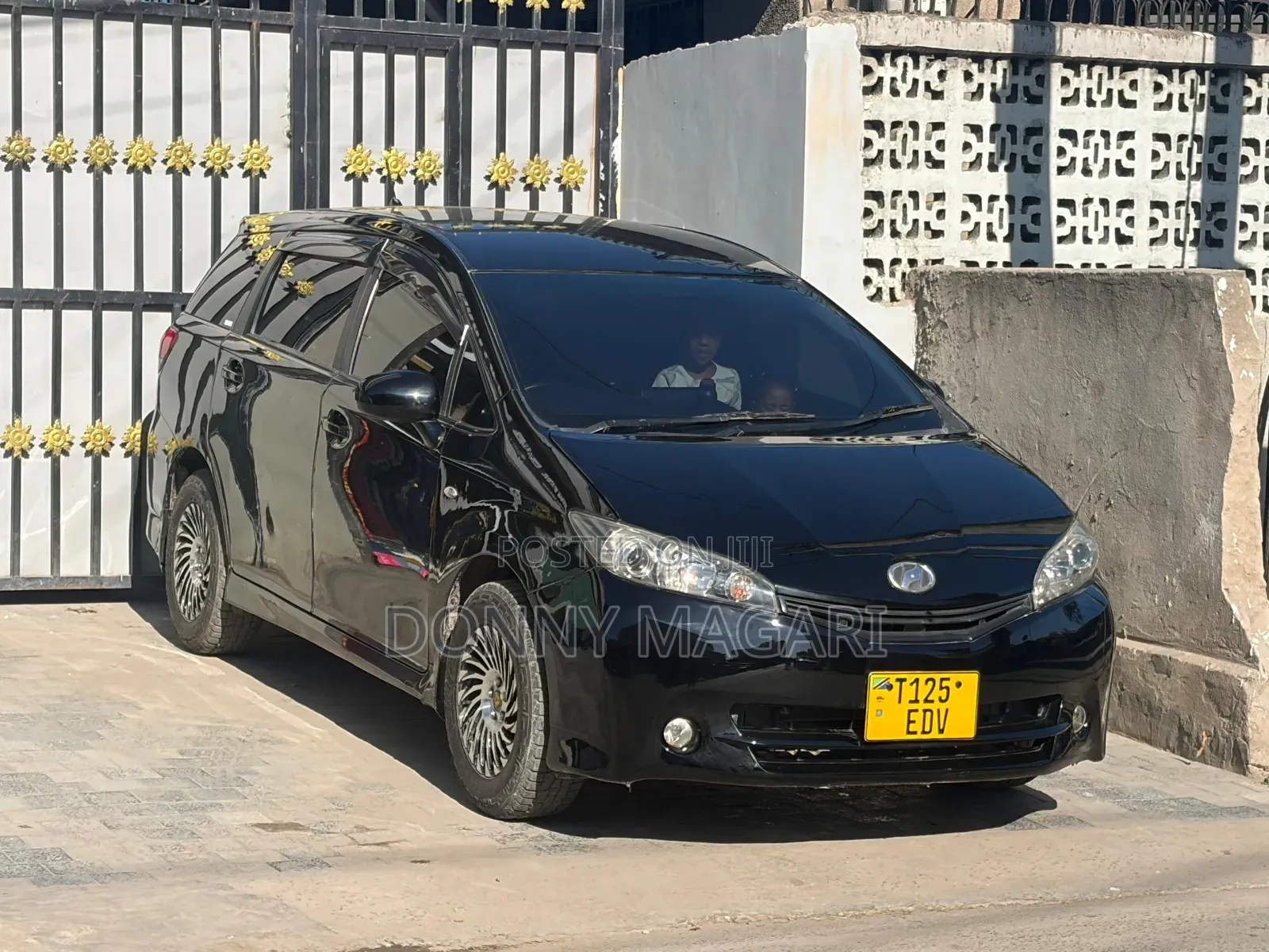 Toyota Wish 2012 Black