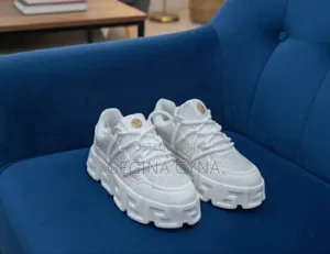 Versace Shoes Available Quality