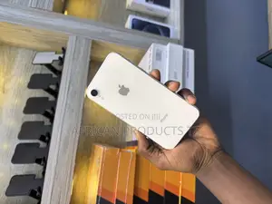Apple XR 64 GB Silver